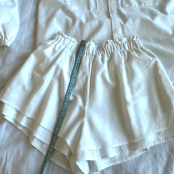 Commense Elegant Aegean White Linen Blend Blouse and Shorts Set - Picture 16 of 17